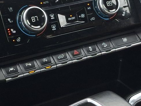 Used 2024 GMC Sierra 1500 Denali Ultimate image 26