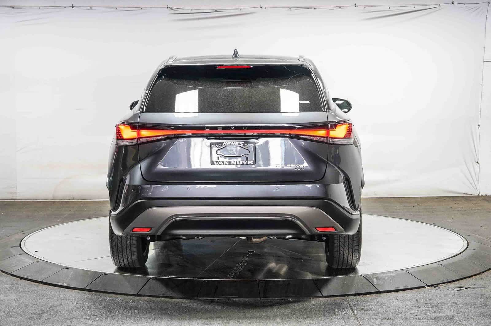 Used 2026 Lexus RX 350h w/ Convenience Package AWD/4WD image 3