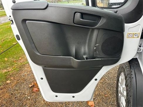 New 2026 RAM ProMaster 1500 w/ Quick Order Package 22G SLT image 14