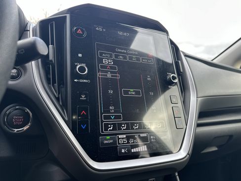 Used 2024 Subaru Crosstrek 2.0i Premium image 4