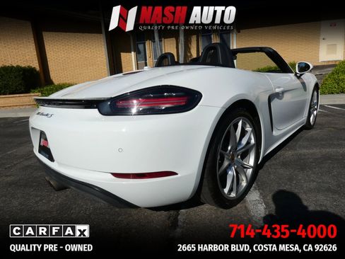 Used 2017 Porsche 718 Boxster S image 8