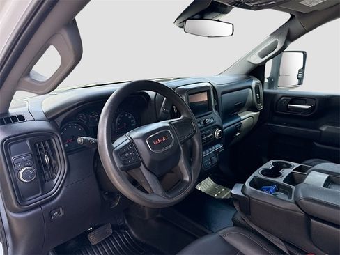 Used 2024 GMC Sierra 3500 Pro w/ Fleet Convenience Package image 10