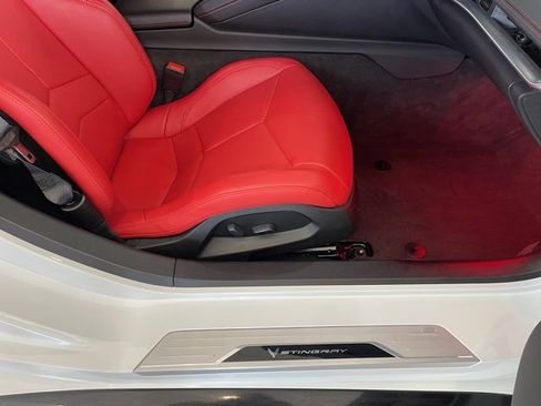 Used 2024 Chevrolet Corvette Stingray w/ Z51 Performance Package image 10