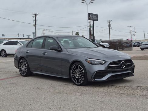 Used 2024 Mercedes-Benz C 300 Sedan image 3