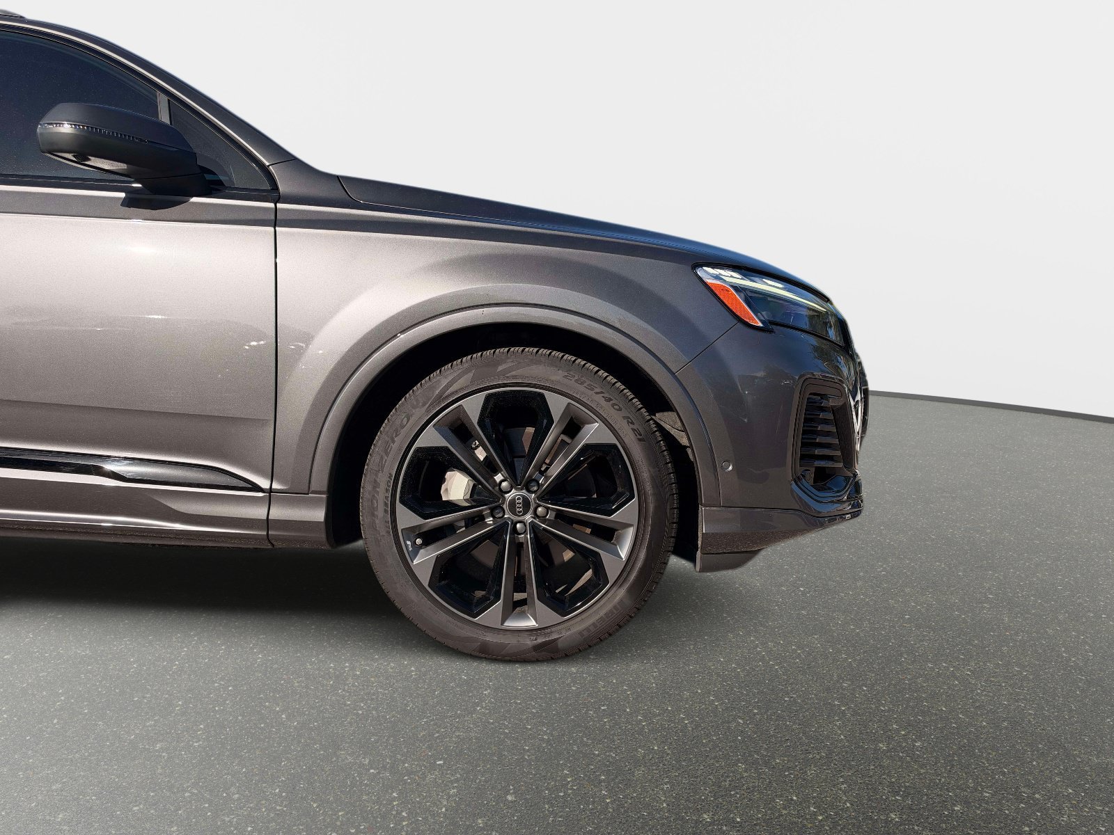 Used 2026 Audi Q7 3.0T Premium Plus AWD/4WD image 6