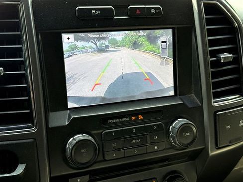 Used 2018 Ford F150 XLT w/ Equipment Group 302A Luxury image 22