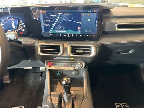 Used 2025 Ford Mustang GT Premium w/ GT Performance Package image 23