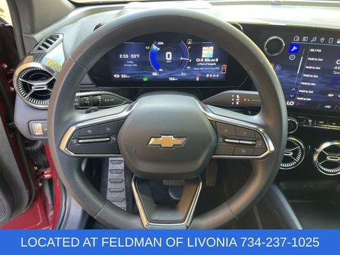 Used 2025 Chevrolet Blazer EV LT image 11