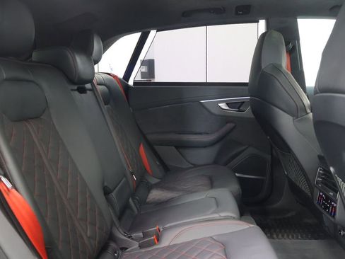 Used 2025 Audi SQ8 Prestige w/ Prestige Package image 24