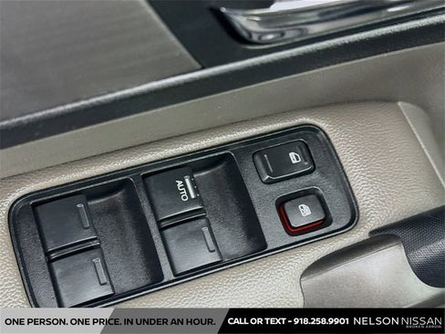 Used 2010 Honda CR-V EX-L image 17