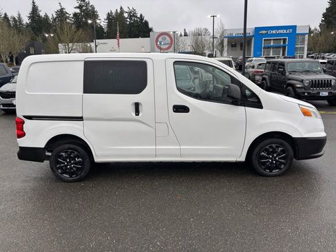 Used 2015 Chevrolet City Express LS image 4