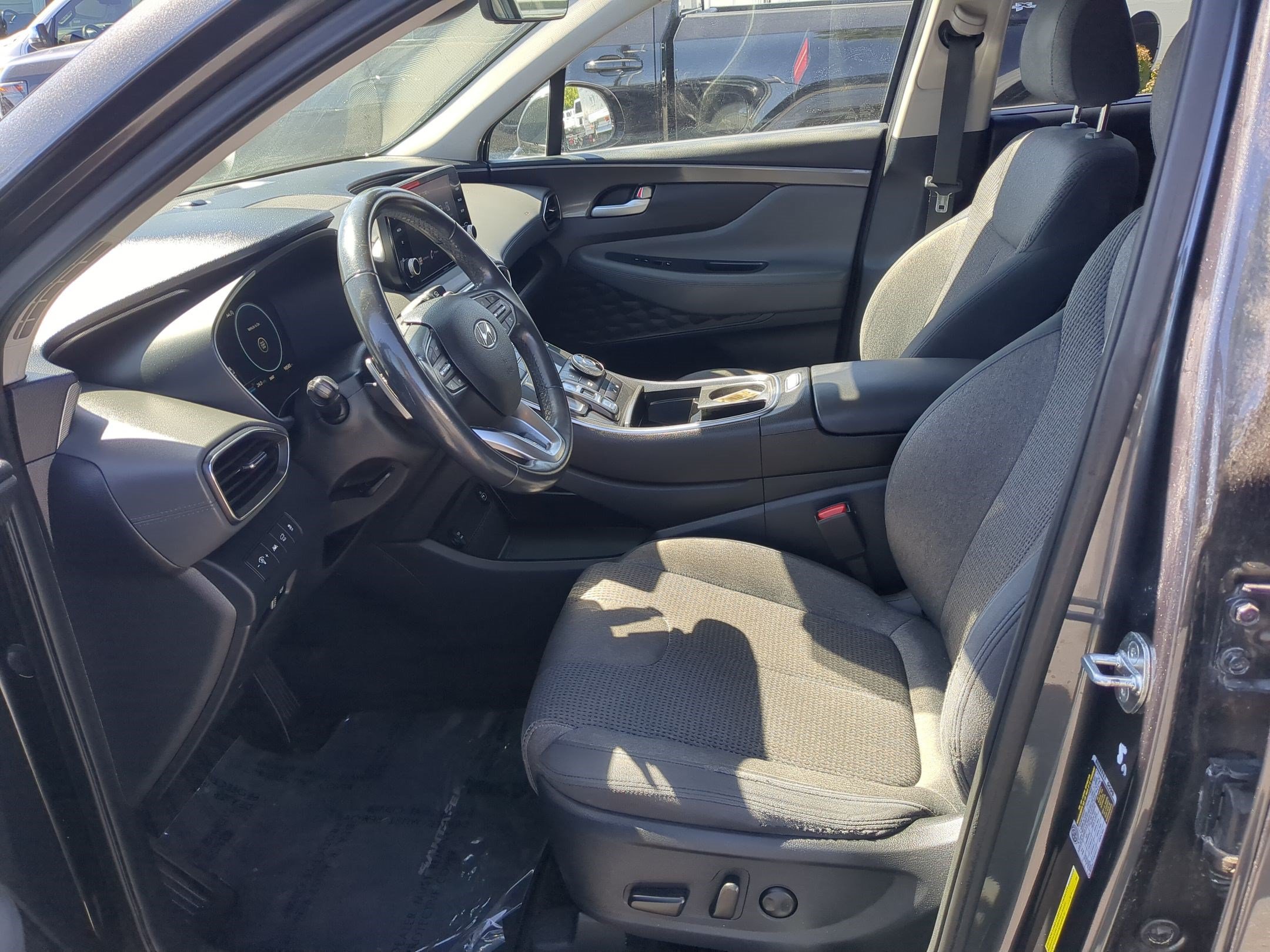 Used 2021 Hyundai Santa Fe SEL w/ Convenience Package AWD/4WD image 17