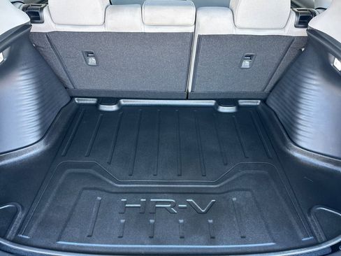 Used 2025 Honda HR-V LX image 16