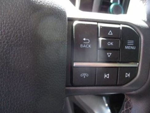 Used 2025 Ford F150 Lariat w/ Equipment Group 501A Mid image 17