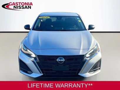 Used 2024 Nissan Altima 2.5 SV