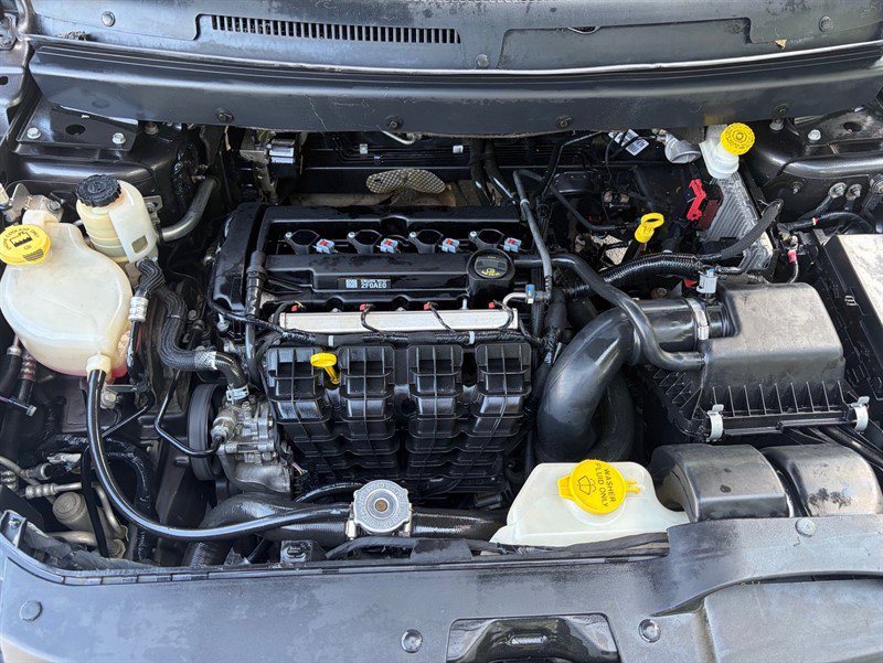 Used 2018 Dodge Journey SE FWD image 10