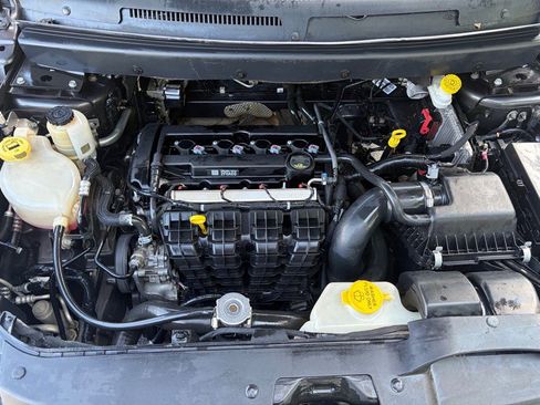 Used 2018 Dodge Journey SE FWD image 10