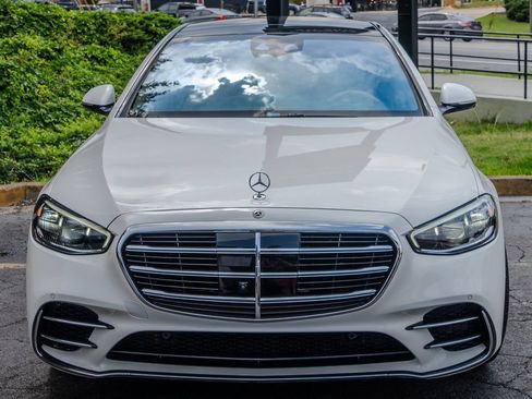Used 2023 Mercedes-Benz S 580 4MATIC Sedan image 2