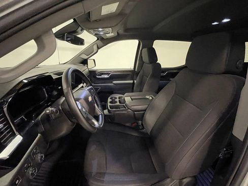 Used 2026 Chevrolet Silverado 1500 LT AWD/4WD image 3