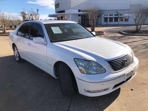 Used 2004 Lexus LS 430 image 4