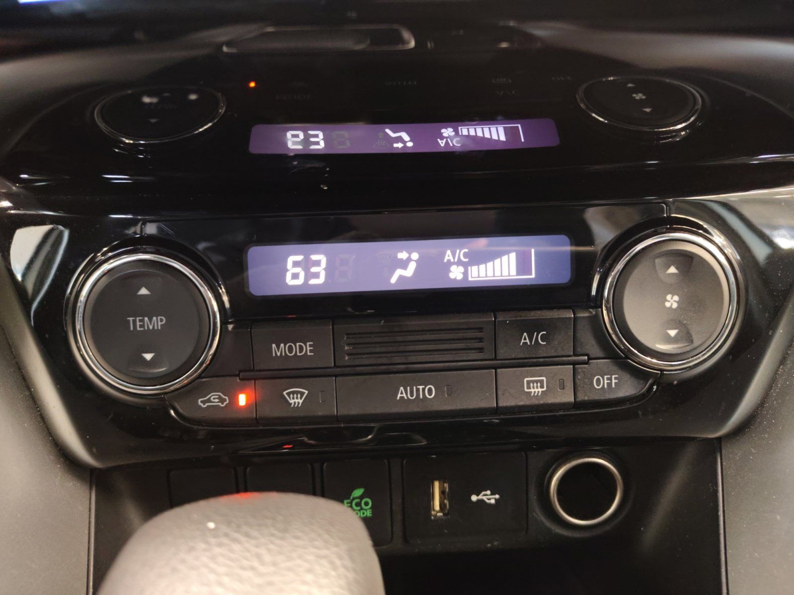 Used 2018 Mitsubishi Eclipse Cross ES FWD image 17