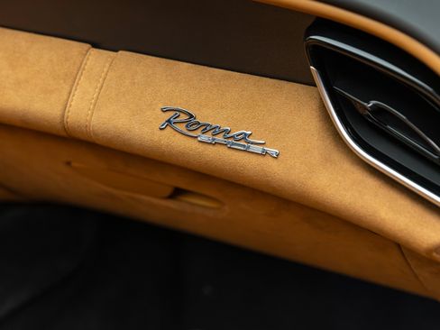 Used 2025 Ferrari Roma Spider RWD image 35