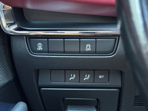 Used 2022 MAZDA MAZDA3 s image 31