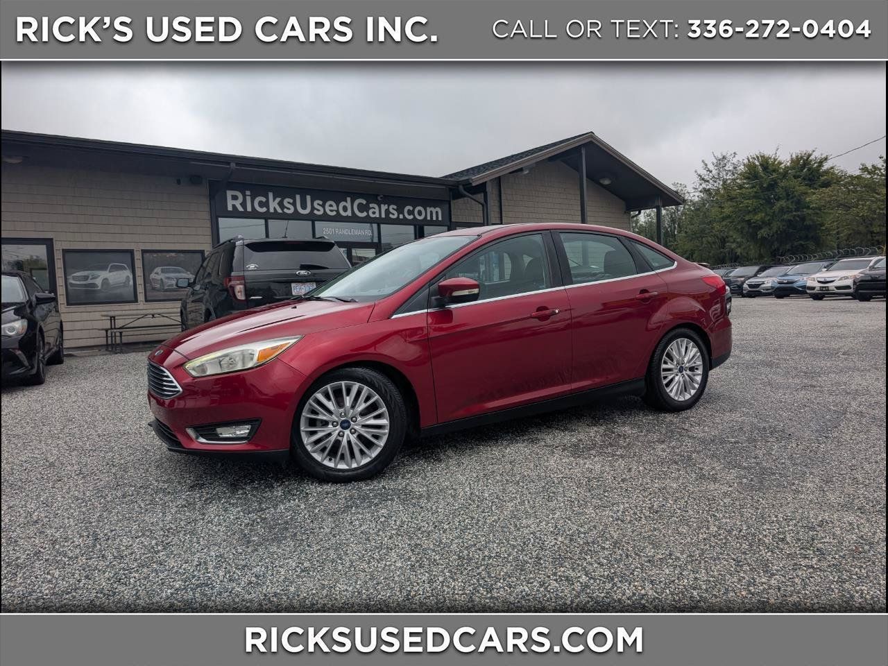 Used 2015 Ford Focus Titanium FWD image 1