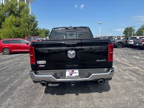 Used 2025 RAM 1500 Limited AWD/4WD image 11