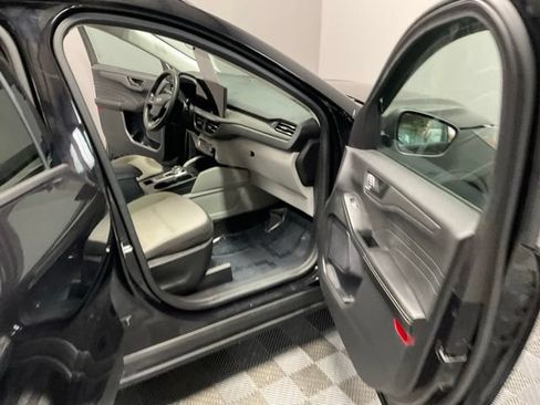 Used 2023 Ford Escape Active w/ Tech Pack #1 AWD/4WD image 23