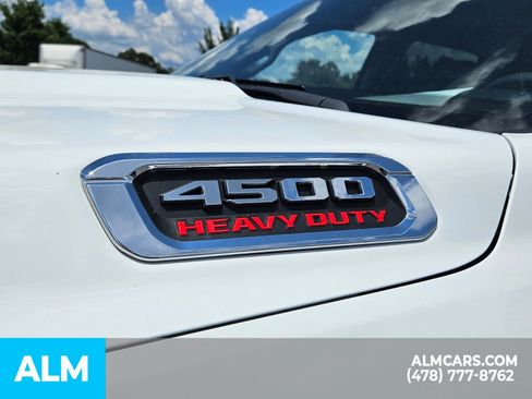 Used 2024 RAM 4500 SLT w/ Quick Order Package 2YG SLT AWD/4WD image 18