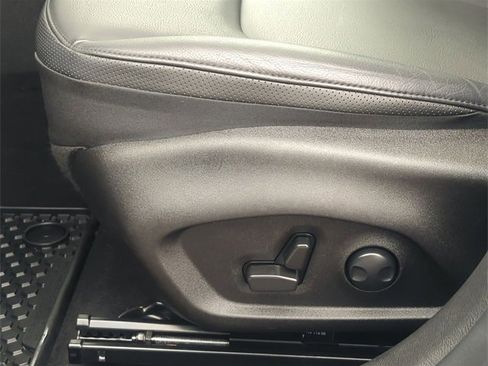 Used 2022 Jeep Renegade Limited w/ Sun, Sound & Wheels Group image 20