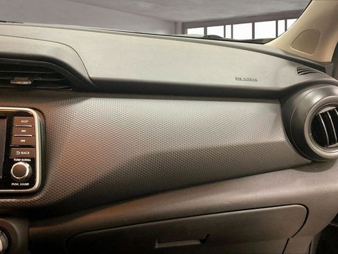 Used 2024 Nissan Kicks S image 17