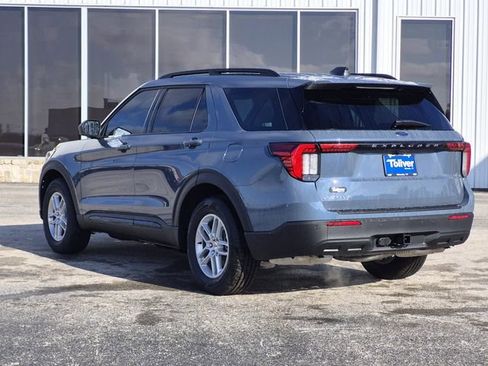New 2026 Ford Explorer Active image 4