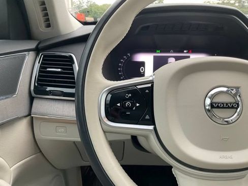 Certified 2024 Volvo XC90 B6 Plus AWD/4WD image 17