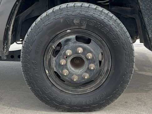 Used 2022 RAM 3500 Tradesman w/ Chrome Appearance Group image 30