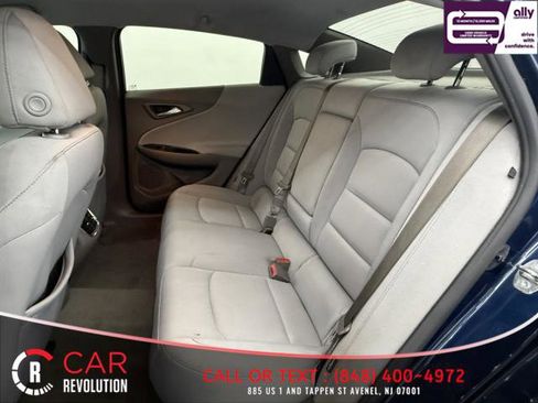 Used 2021 Chevrolet Malibu LT image 41