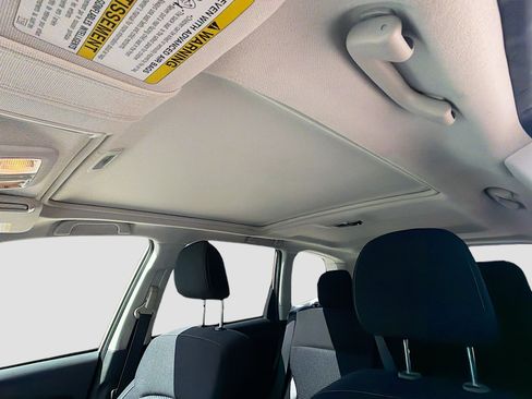 Used 2015 Subaru Forester 2.5i Premium image 24