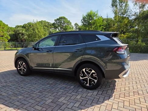 Used 2023 Kia Sportage EX w/ EX Premium Package AWD/4WD image 9