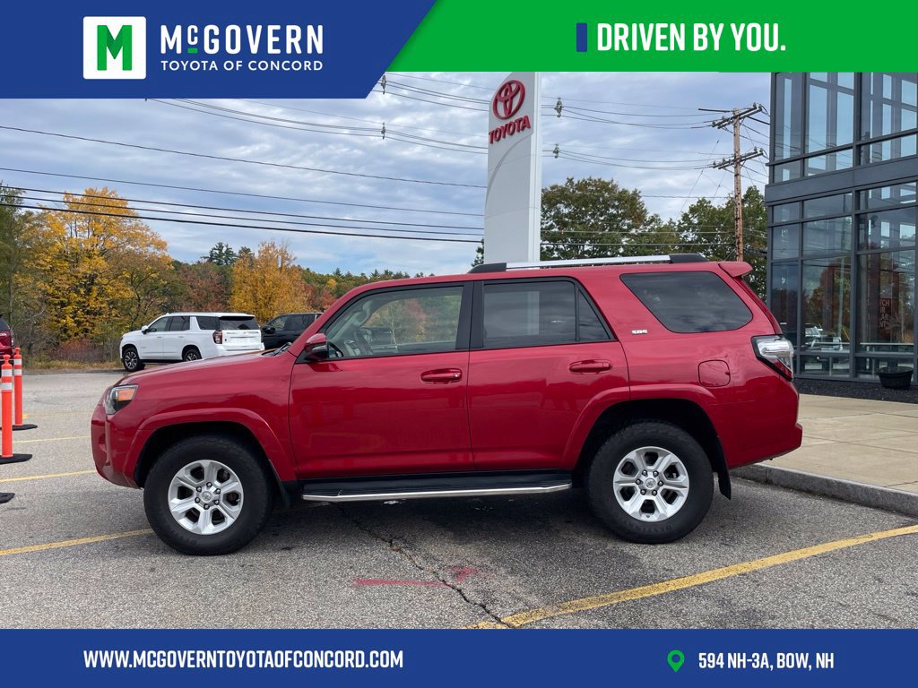 Used 2020 Toyota 4Runner SR5 Premium w/ Moonroof Package AWD/4WD image 2
