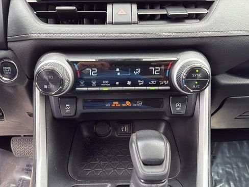 Used 2023 Toyota RAV4 XLE image 23