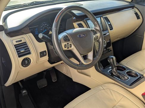 Used 2018 Ford Flex Limited w/ Equipment Group 301A image 9