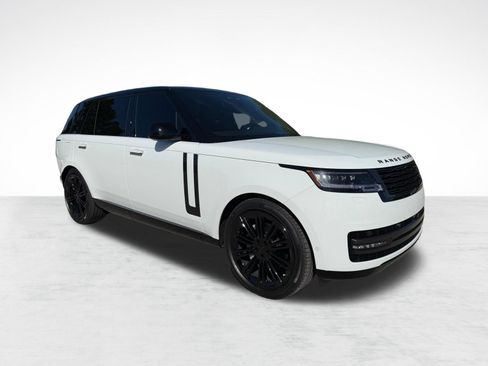 Used 2026 Land Rover Range Rover Long Wheelbase SE AWD/4WD image 7
