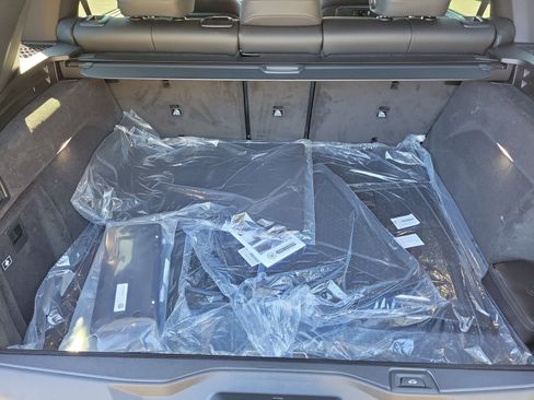 New 2026 BMW X5 xDrive40i w/ M Sport Package image 6