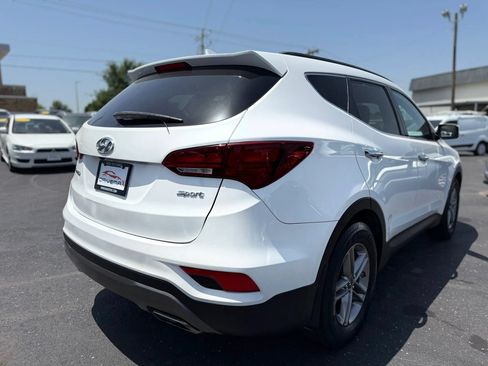 Used 2017 Hyundai Santa Fe Sport FWD image 3