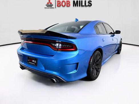 Used 2019 Dodge Charger Scat Pack RWD image 7