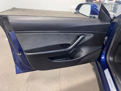 Used 2019 Tesla Model 3 Long Range image 23