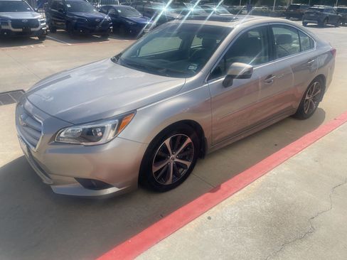 Used 2015 Subaru Legacy 2.5i Limited AWD/4WD image 1