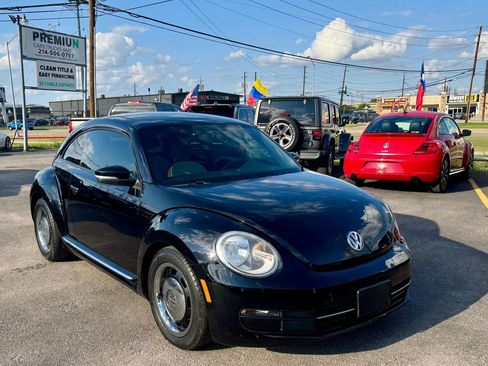 Used 2016 Volkswagen Beetle 1.8T S FWD image 10