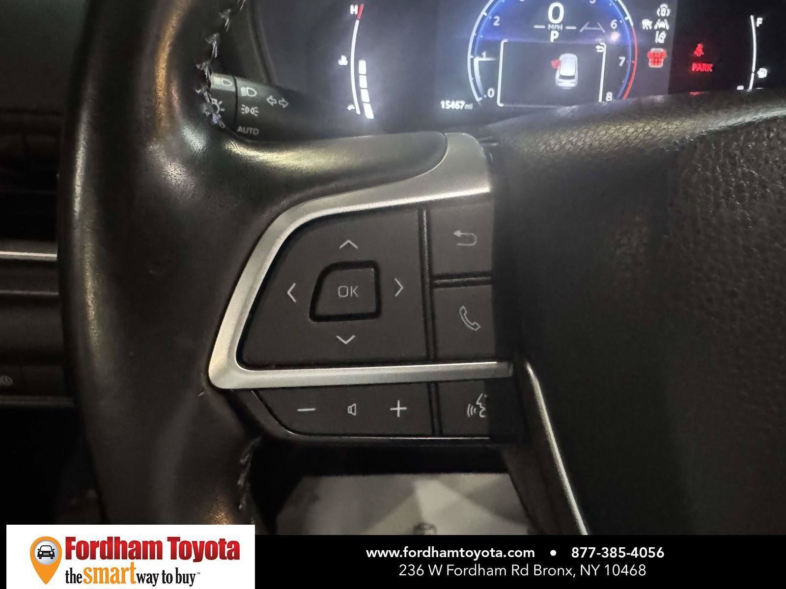 Used 2024 Toyota Grand Highlander AWD image 23